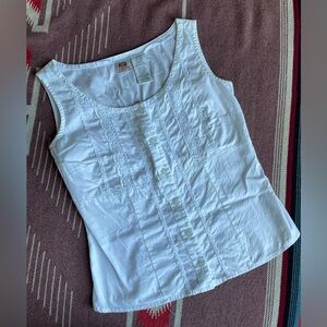 Lacy vintage Faded Glory Stretch white cotton tank blouse